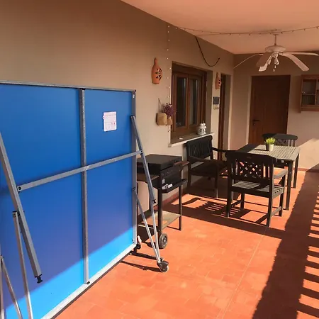 Casa Grande Piscina En Санхенхо